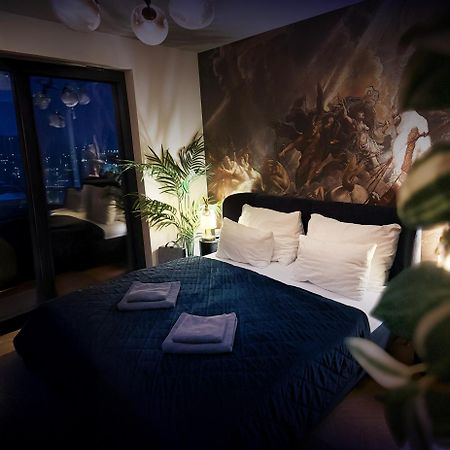 דירות ברטיסלאבה Skyline Elegance With Free Parking מראה חיצוני תמונה